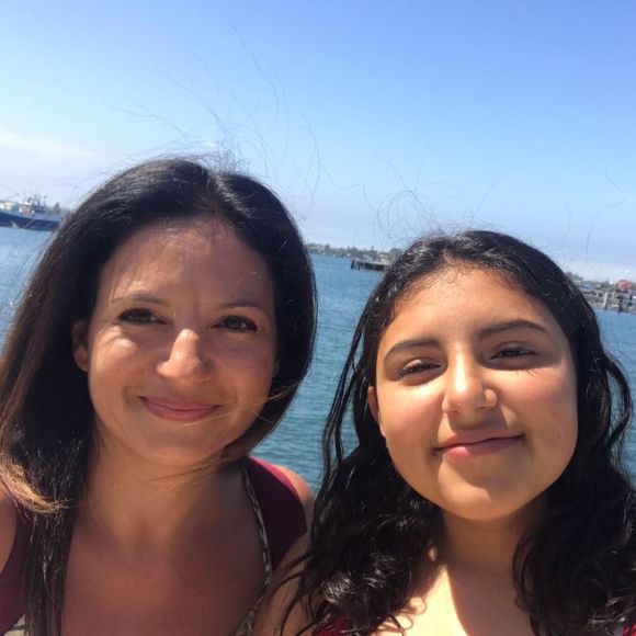 Meet your Posher, Lorena - Picture 1 of 1